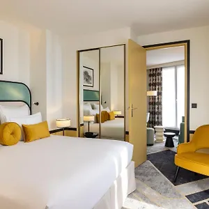 Aiglon Hotel Parijs